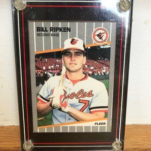 1989 Fleer #616 Billy Ripken Error Card (F-Face)